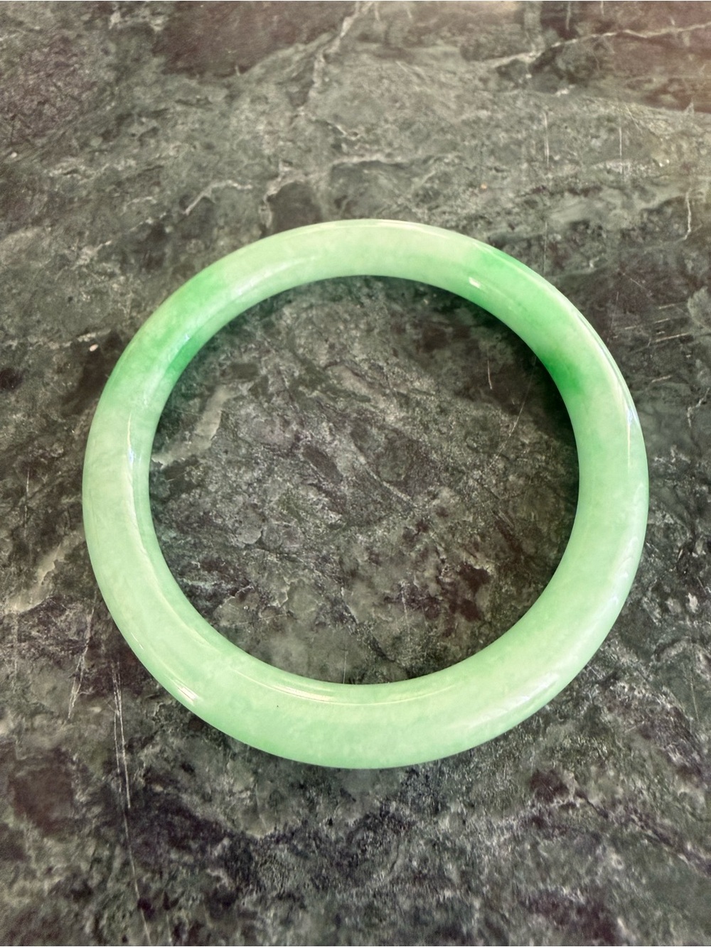 Green Natural Jade Bangle Bracelet - Women Jewelry size 6.5